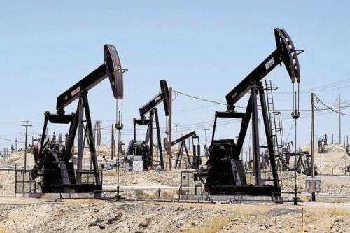 Giá dầu giảm 0,8% trước thềm cuộc họp của OPEC
